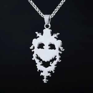 Vue Arrierre Pendentif Tête de Mort Baroque Gothique