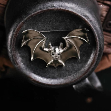 Vue détails de la Broche Gothique Chauve-Souris