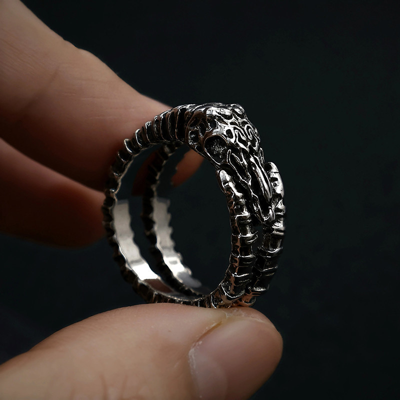 AvantBague Gothique Crâne de Bélier