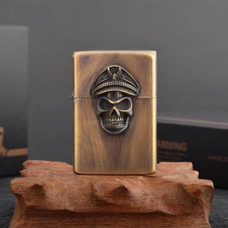 Briquet Tête de Mort Crâne Officier “Commandement Sombre”