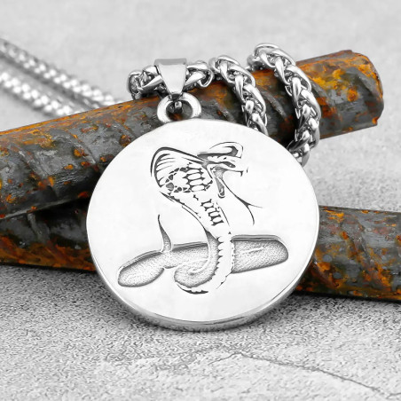 Vue Arrierre Pendentif Serpent Cobra Goth Rocck