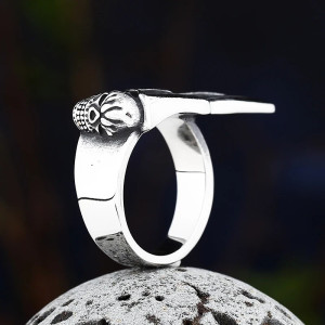 Vue Arrierre Bague Tête de Mort Ailée