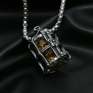 Vue de face Collier Tête de Mort Crâne en Cage