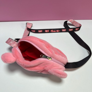 Vue detaille Sac Bandoulière Kawaii Gothique "Ourson Ensanglanté"