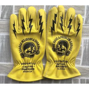 Vue détailes des Gants Tête de Mort « Haute Tension »