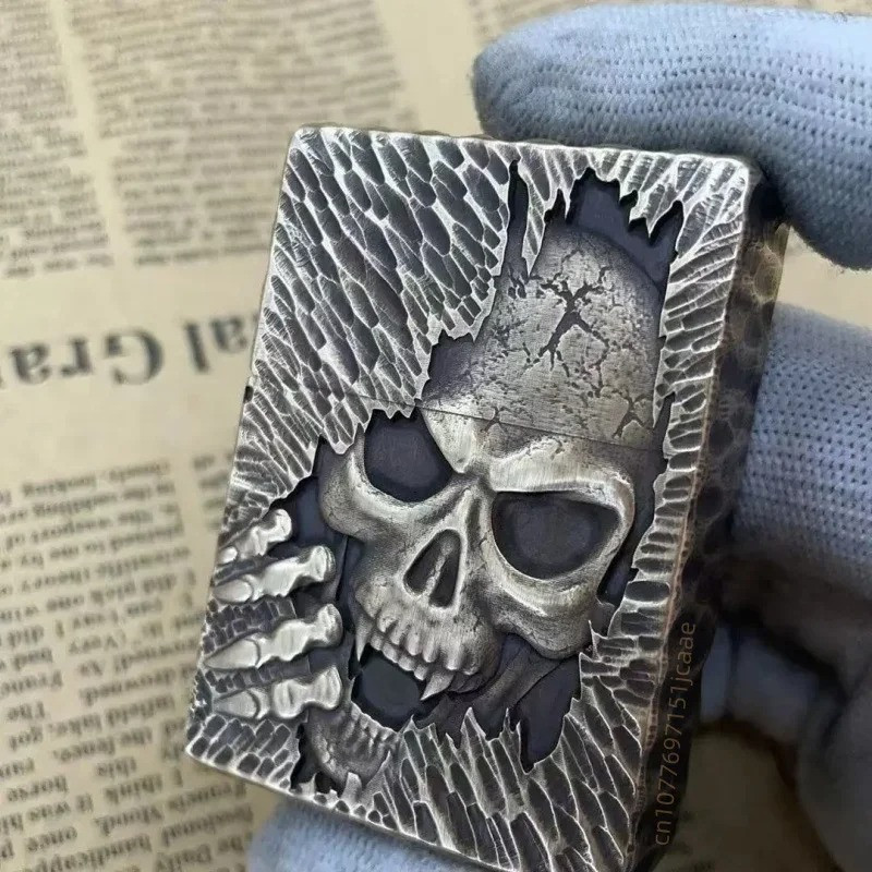 Briquet Tête de Mort « Brèche Mortelle » | Gothique