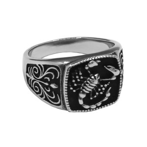 Vue Laterale Bague Chevalière Scorpion