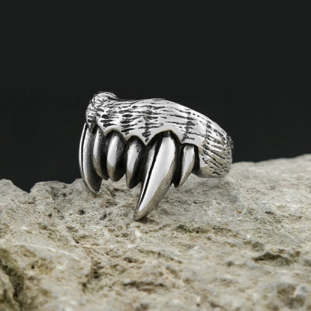 Vue Laterale Bague Tête de Mort "Griffes du Prédateur"