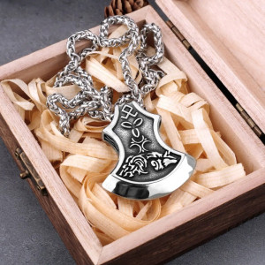 Avant Collier Viking Hache Runique