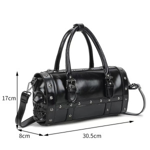 Dimensions Sac Tête de Mort Cylindre Gothique "La force des routes obscures"