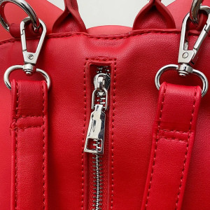 Vue detaille Sac Chauve-Souris Gothique « Le Gardien de la Nuit » – 2 Couleurs au Choix !
