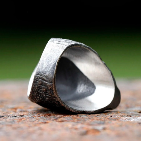 Vue Arrierre Bague Tête de Mort "Hurlement Infernal"