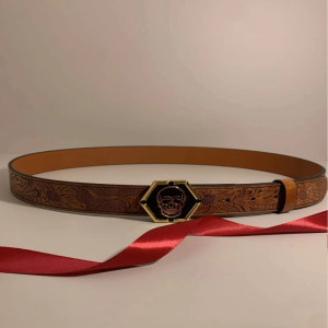 Ceinture Tête de Mort Élégante « Hexagone du Crâne Royal » Couleur Camel