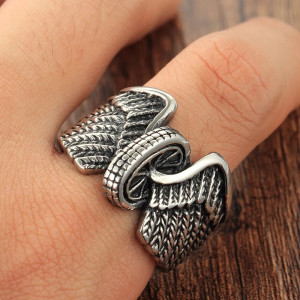 Vue portee Bague Biker "Ailes de Liberté"