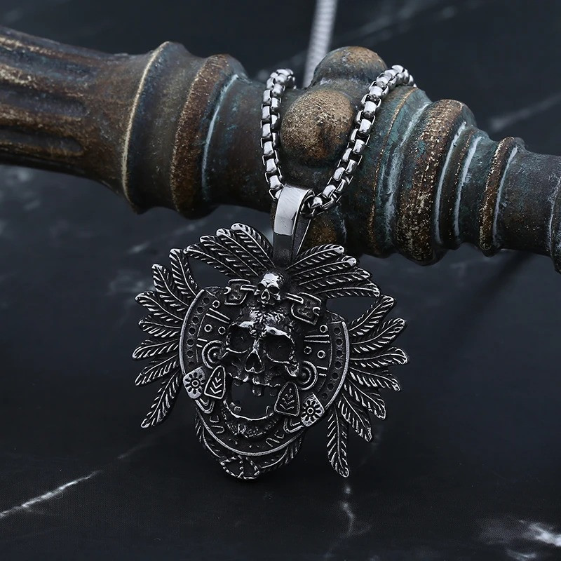 Collier Tête de Mort « Le Chef des Ombres »