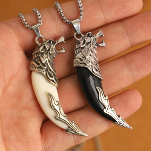 Collier Viking Loup - Croc du Ragnarök