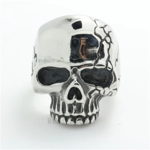 Magnifique Bague Tête de Mort « Crâne Fissuré »