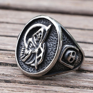 Vue Laterale Bague Tête de Mort « La Grande Faucheuse »