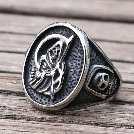 Vue Laterale Bague Tête de Mort « La Grande Faucheuse »