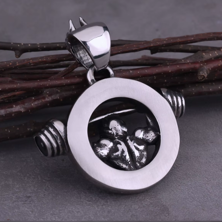Vue Arriere du Collier Tête de Mort « Le Démon de la Fonte »