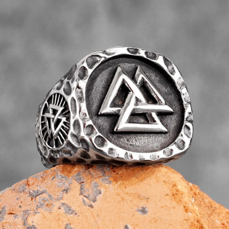 Vue de Face Bague Viking "Murmure des Neuf Mondes"