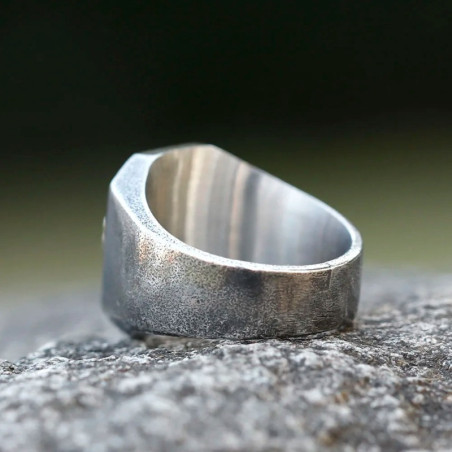 Vue Arrierre Bague Tête de Mort « Sceau du Crâne »