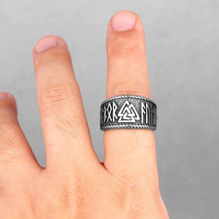 Vue portee Bague Viking "Écorce Éternelle"