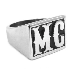 Bague Biker « Motocycle Club » Couleur Argent
