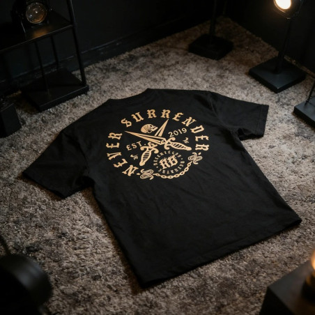 T-Shirt Tête de Mort Femme « Never Surrender - Ne Jamais Se Rendre »