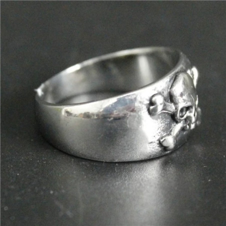 Vue Laterale Bague Tête de Mort « Pavillon Skull Pirate »