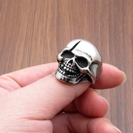 Bague Tête de Mort « Crâne Balafré »