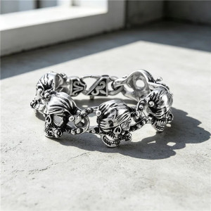 Avant Bracelet Tête de Mort « La Horde des Damnés »