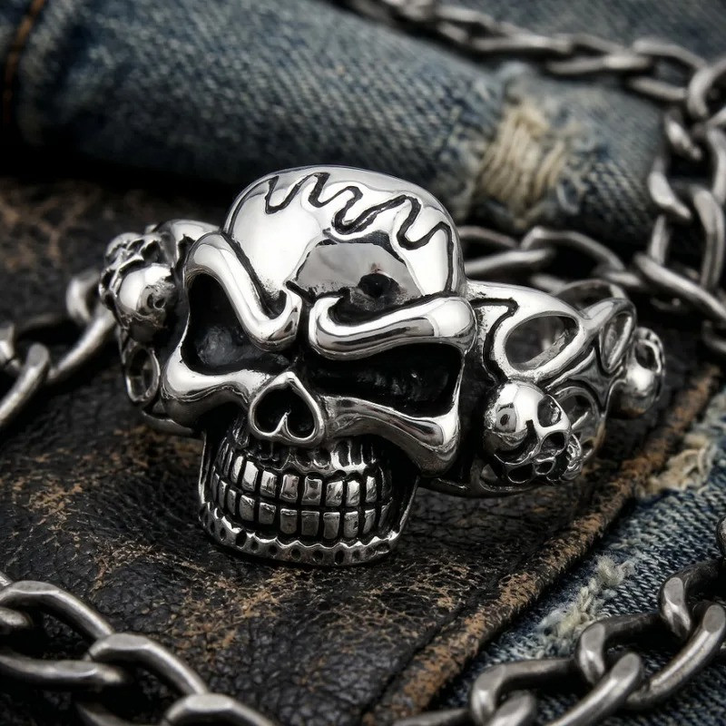 Avant Bracelet Tête de Mort « Le Rictus du Démon »