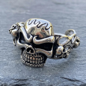 Vue Laterale Bracelet Tête de Mort « Le Rictus du Démon »