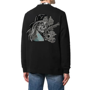 Écusson Tête de Mort Femme Biker Revolver et Roses
