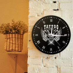 Horloge Tête de Mort Tattoo avec cadre