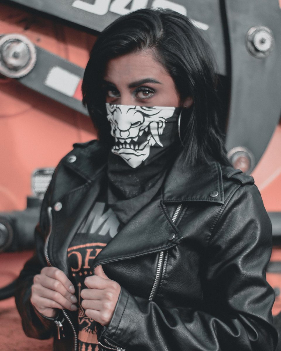 Quelles sont les meilleures façons de porter une veste en cuir tête de mort