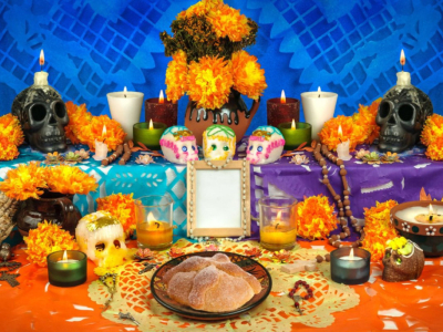 Le Guide Complet pour Créer un Autel Traditionnel du Jour des Morts (Ofrenda)